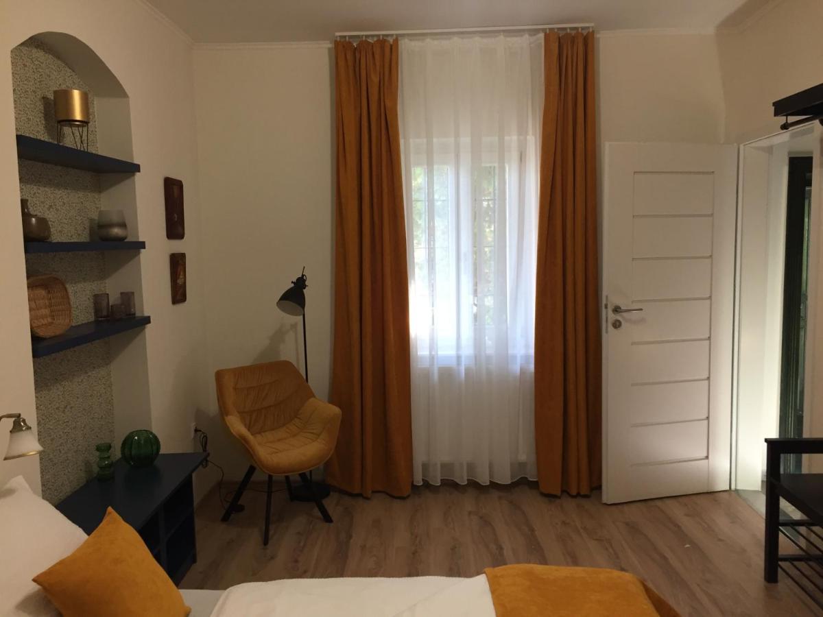 Kikerics Vendeghaz Bed & Breakfast Villány Exterior foto